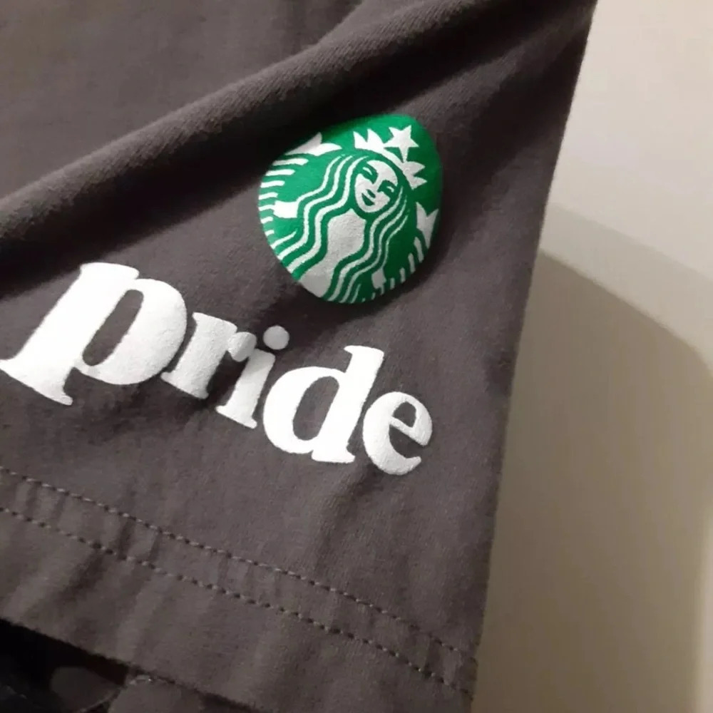 COPY - STARBUCKS 2022 Pride T-Shirt Size Ladies Medium - Picture 4 of 4